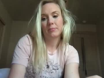 girl
        eveandtheforbiddenfruit cam image #2674875