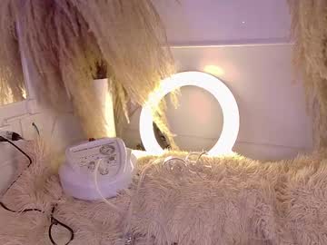 girl Close-up Pussy Web Cam Girls with grayce_blossoms24