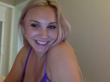 girl
        dreag3011 cam image #1167999