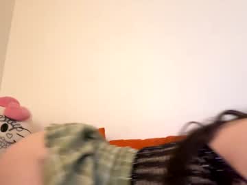 girl
        bby_julesss cam image #3874390