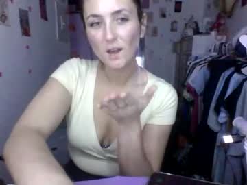 girl
        ashleysafreak cam image #1925316