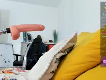 girl
        _timeless_paradox cam image #1911142