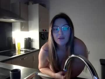 girl
        lovelavender_ cam image #4006736