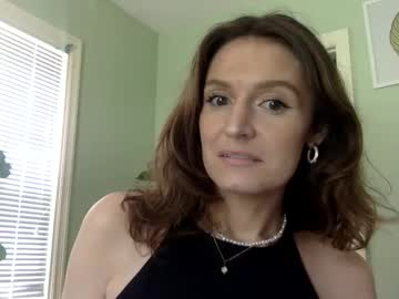 girl
        lusciouslucia222 cam image #2846836