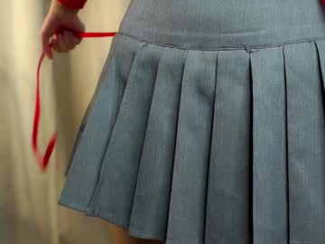 girl
        silvergathright cam image #3660475