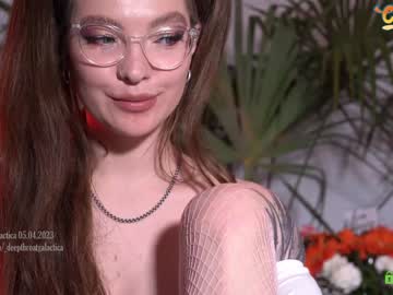 girl
        _deepthroatgalactica cam image #830805
