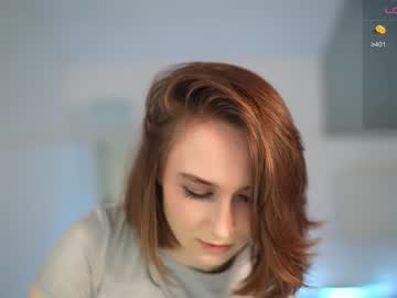 girl
        monimauve_ cam image #1601984