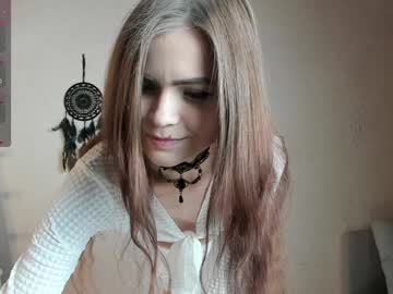 girl
        euphoria_life cam image #4523132