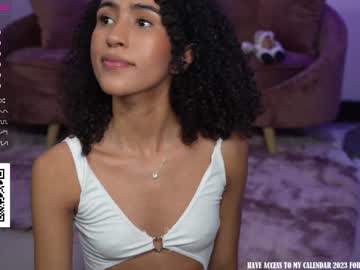 girl
        amniemodel cam image #233816