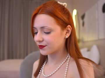 girl
        dietmountaindew_ cam image #4250491