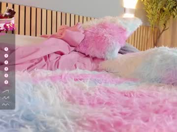girl
        little_effy18 cam image #2354346