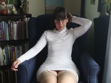 girl
        ellynaomi cam image #1577673