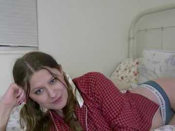 girl Close-up Pussy Web Cam Girls with clementinecult