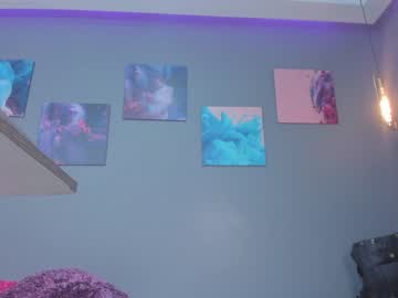 girl
        izzy_evans cam image #1114384