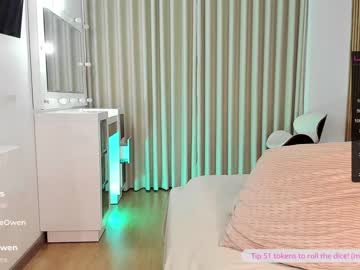 girl
        abie_owen cam image #525989