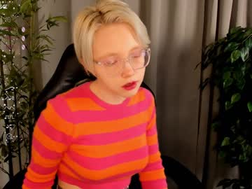 girl
        dorishane cam image #2142524