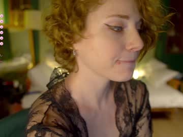 girl
        _the_sun_ cam image #3651948