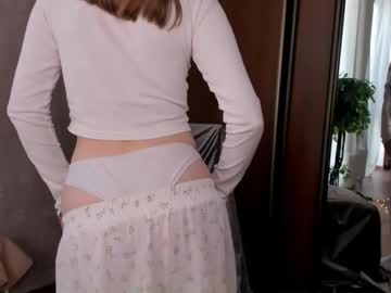 girl
        aiyanatrujillo cam image #2658660