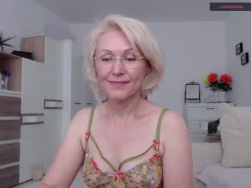 girl
        jasmin18v cam image #4536945