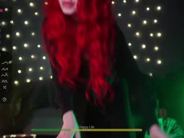 girl
        poppy__parker cam image #2495960