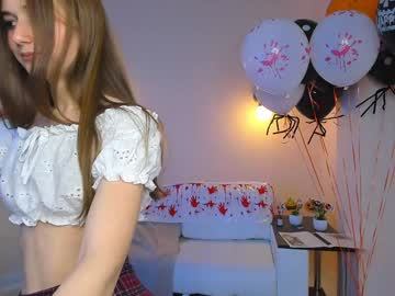 girl Close-up Pussy Web Cam Girls with emiliaswallow