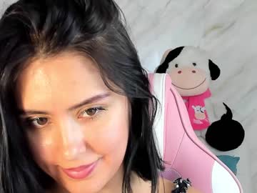 girl
        allisonpalmer cam image #1404915