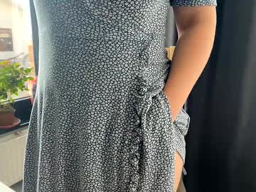 girl
        nyconik cam image #4176550