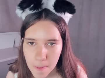 girl
        chelseabrindle cam image #4593472
