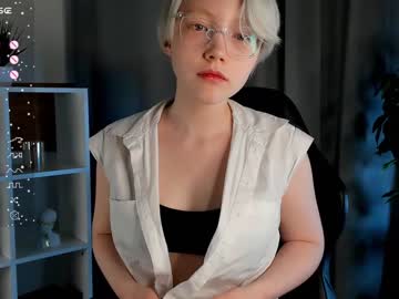 girl
        dorishane cam image #2136155