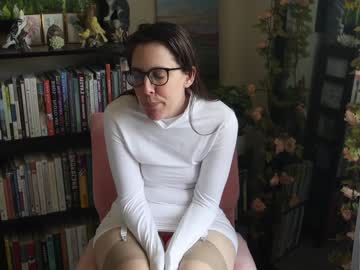 girl
        ellynaomi cam image #1180336