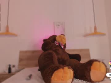 girl
        bella__donne cam image #4665846