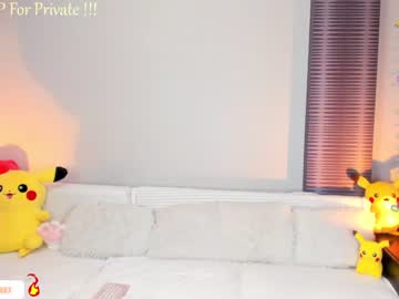 girl
        blush_mikki cam image #2769070