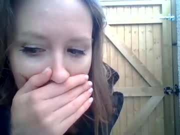 girl
        eatmypie69 cam image #1969981