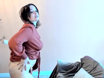 girl
        braingirl cam image #685362