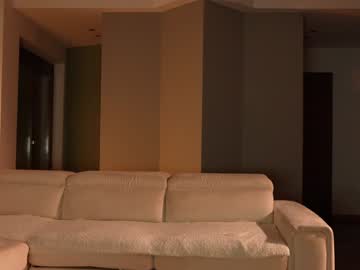 girl
        therealbonnieclydex cam image #3207413