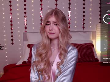 girl
        vonnalein cam image #2207973