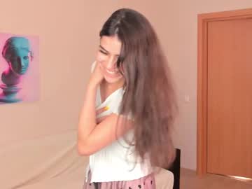 girl
        dreamy_rachel cam image #3061954
