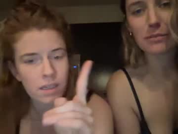 couple
        fartsmommy cam image #373752