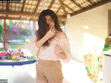 girl
        loollypop24 cam image #1252481