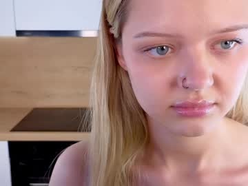 girl
        ifiwasyourgf cam image #3693274