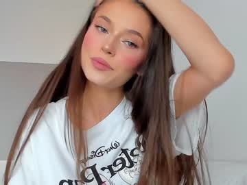 girl
        isia_slay cam image #1292935