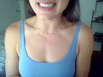 girl
        cukqueen436282 cam image #2967513