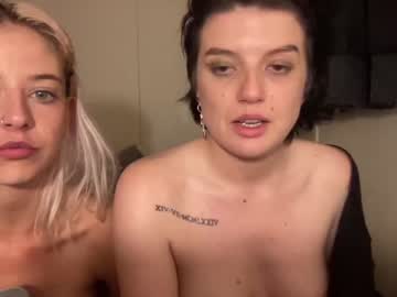 couple
        finnbambi444 cam image #159671