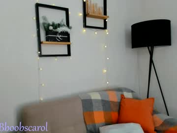 girl
        bboobscarol_ cam image #3822989