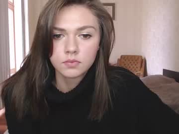 girl
        real_nature cam image #1811457
