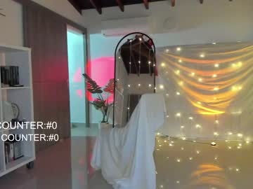 girl
        lonelly_lolly98 cam image #2110663