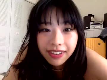girl
        milo_nadie_leo cam image #3084575