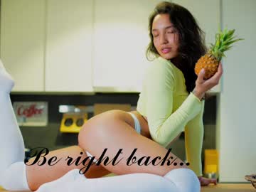 girl
        alice_bane cam image #3033433
