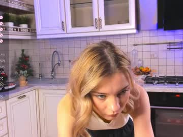 girl
        roseholloway cam image #2028846