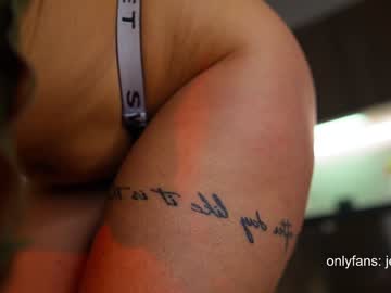 girl
        therealbonnieclydex cam image #821991